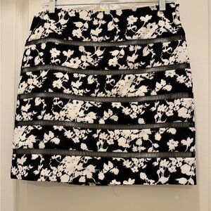 White House Black Market skirt size 8